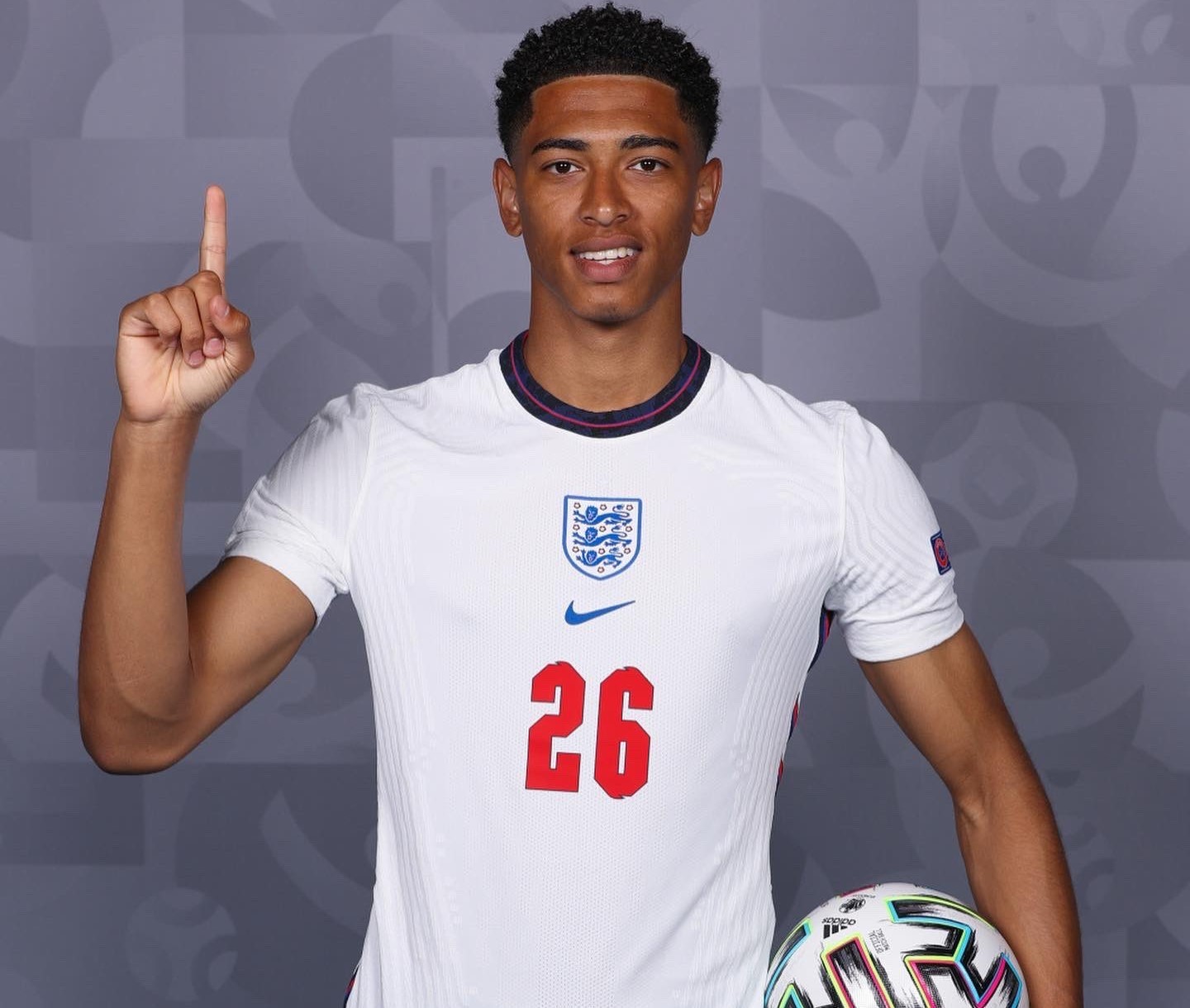 山东力克青岛晋级CBA杯八强，对阵浙江（山东击败青岛挺进CBA杯八强，将战浙江）