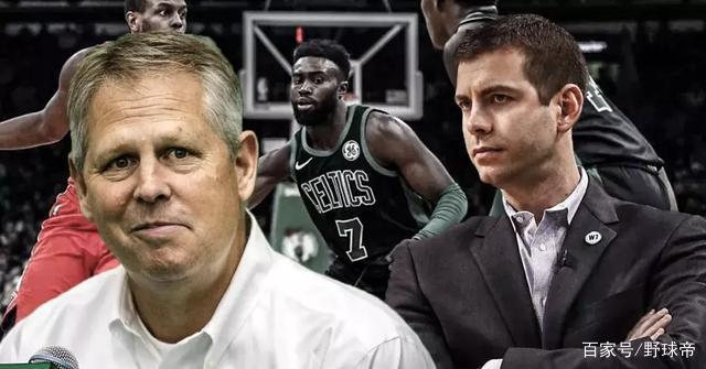 外媒：下赛季欧冠联赛阶段用球将采用白+薄荷绿+紫创新配色（外媒称：下赛季欧冠联赛阶段比赛用球将启用白、薄荷绿与紫的全新配色）