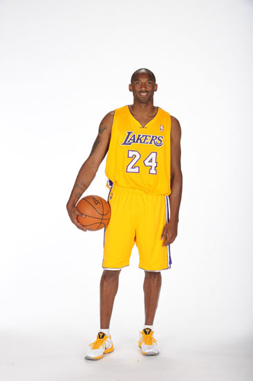 亚特兰大vs佛罗伦萨：卢克曼、斯卡马卡首发，德赫亚、莫伊塞-基恩出战（亚特兰大对阵佛罗伦萨：卢克曼、斯卡马卡先发，德赫亚、莫伊塞-基恩登场）