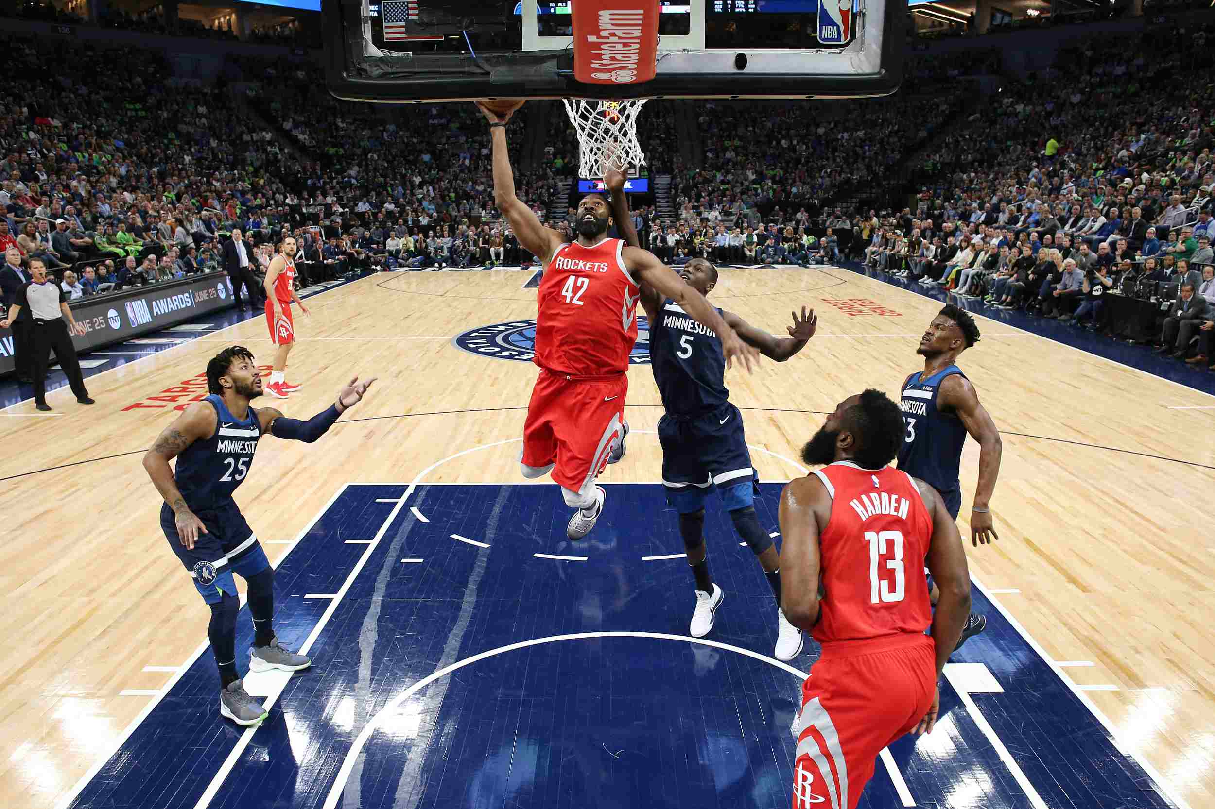 NBA最佳阵容公布：字母哥入选,（NBA最佳阵容揭晓：字母哥入选）